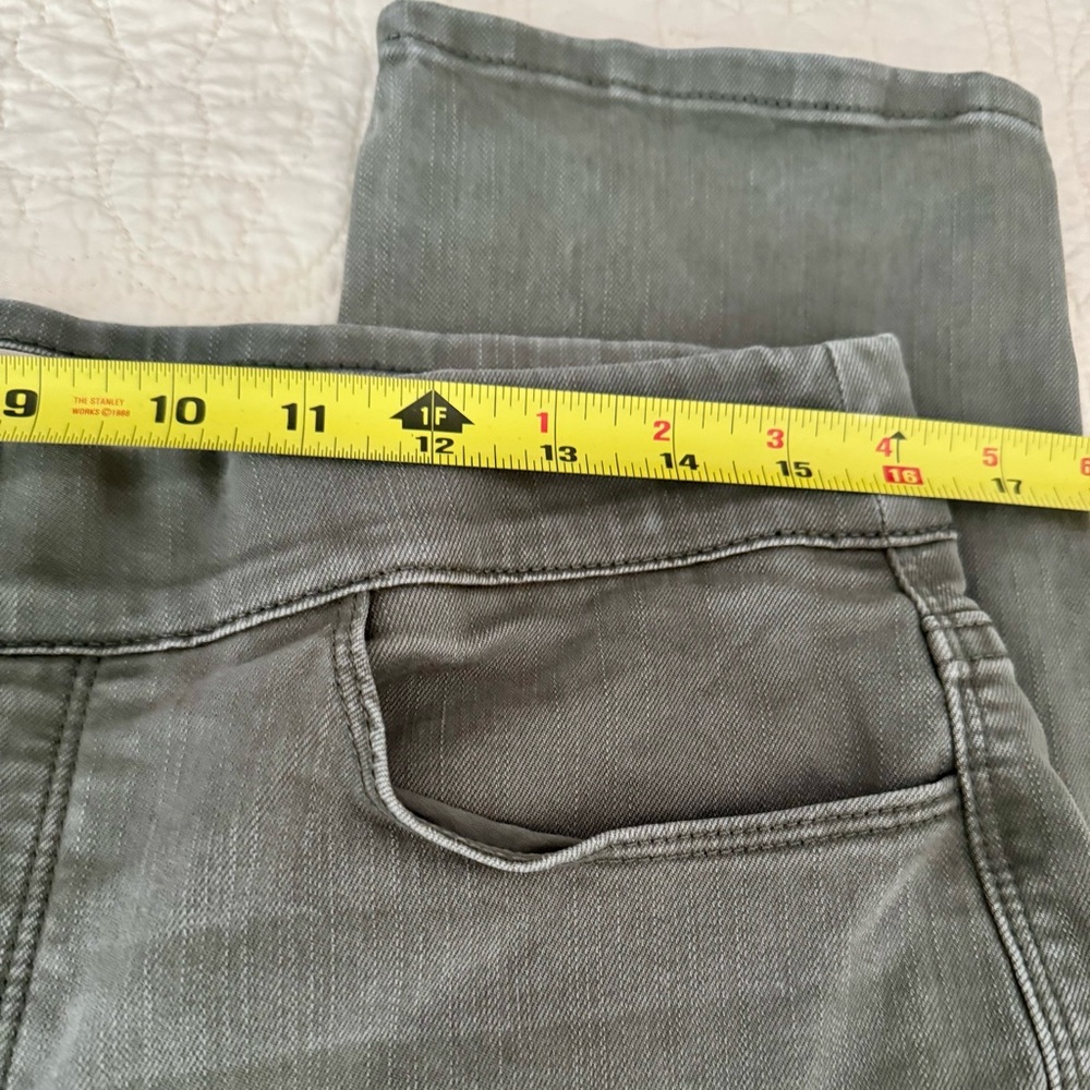 Soft Surroundings Ultimate Relaxed Pull On Jean Style Pants Sage Green Size M - Picture 6 of 11
